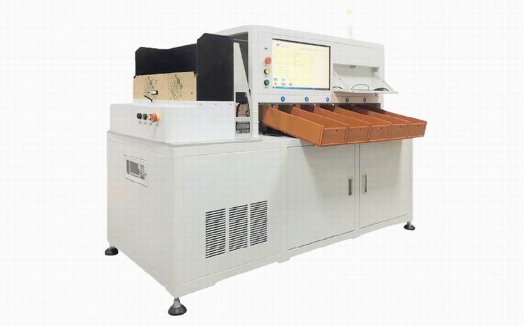 Automatic Sorting Machine for Large Cylindrical Batteries